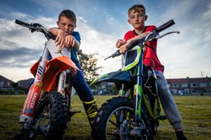 電動バウンサーで夜泣きを解消するおすすめアイテムは？